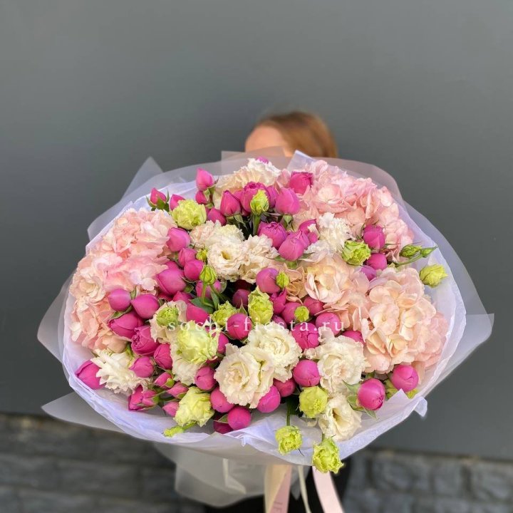  Букет  гортензий и Мисти с доставкой в Невинномысске