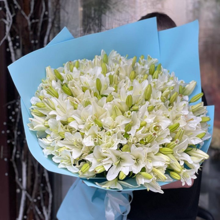 51 лилия в оформлении в Невинномысске