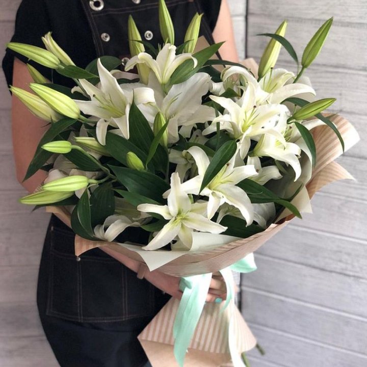 Букет белых лилий в Невинномысске