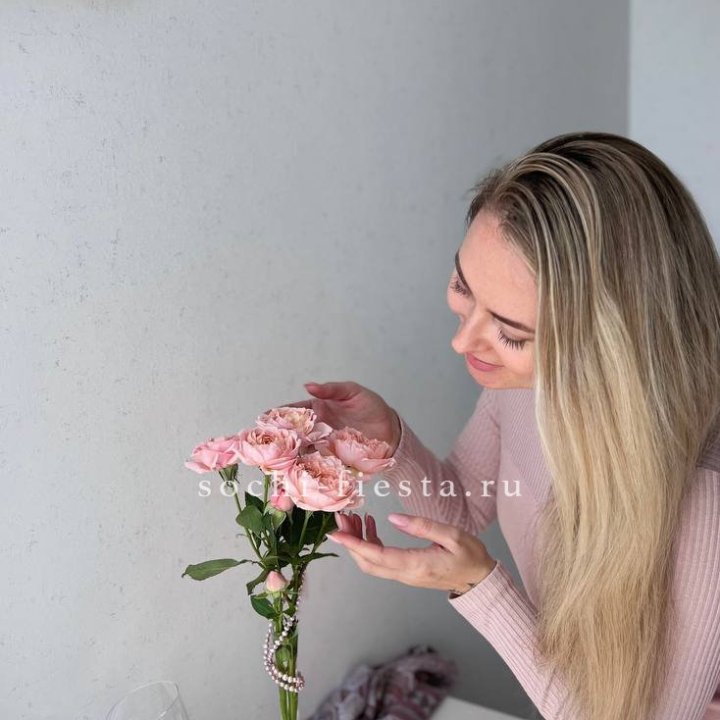 Цветочная подписка "Пакет маленький" в Невинномысске