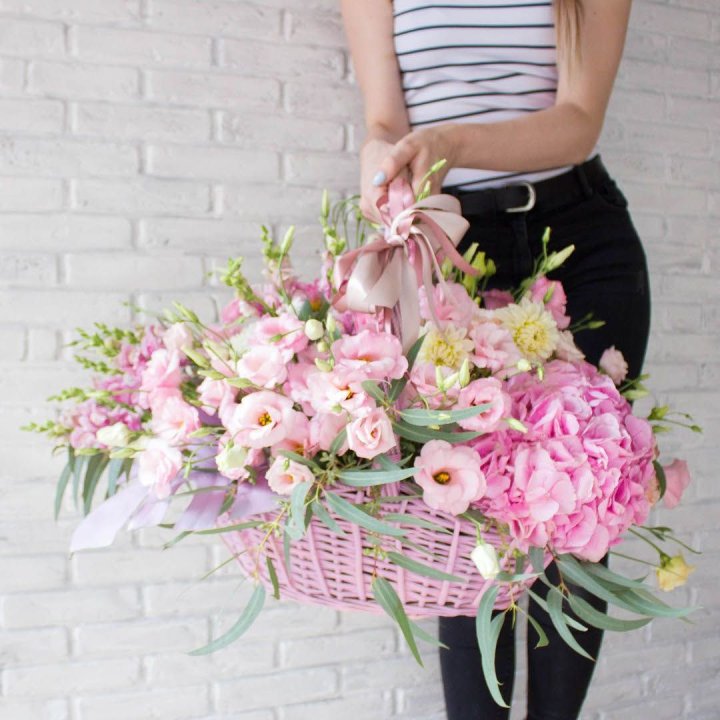 Авторская корзина №6 с доставкой в Невинномысске