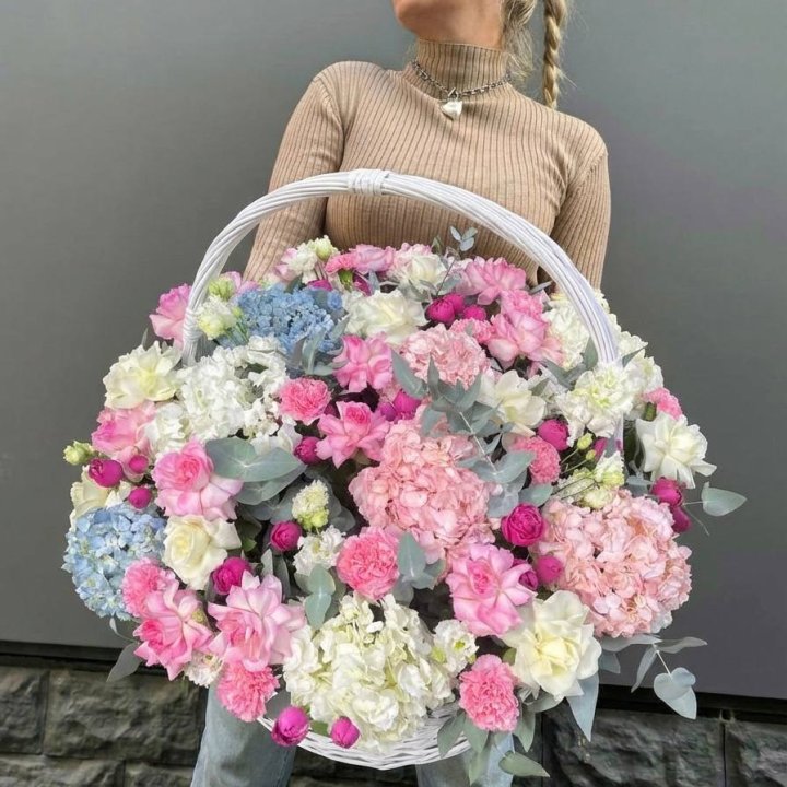 Цветочная корзина №3 с доставкой в Невинномысске