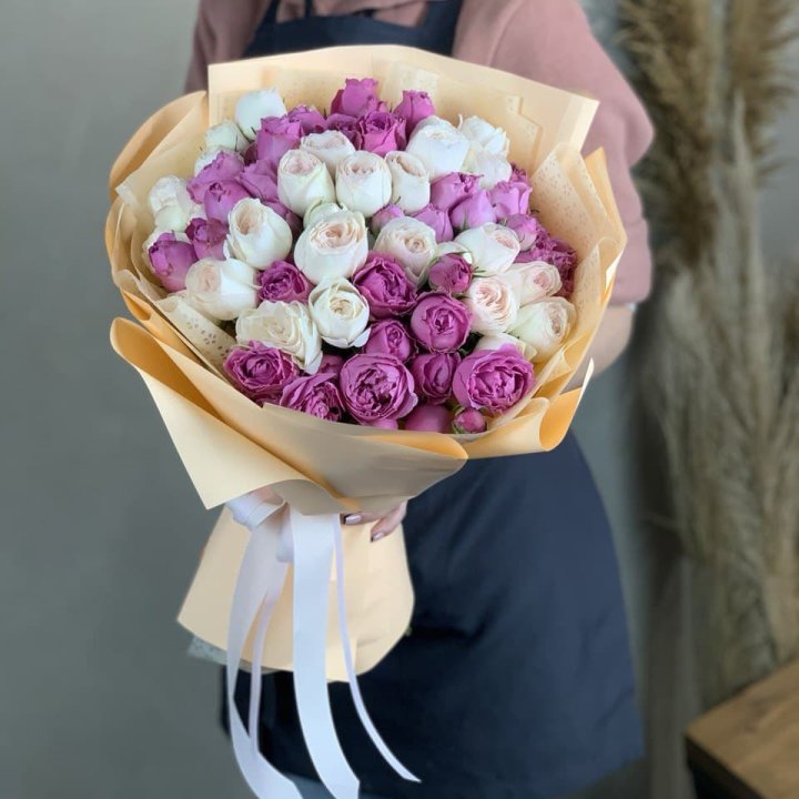 Букет кустовых роз Джулиана в Невинномысске