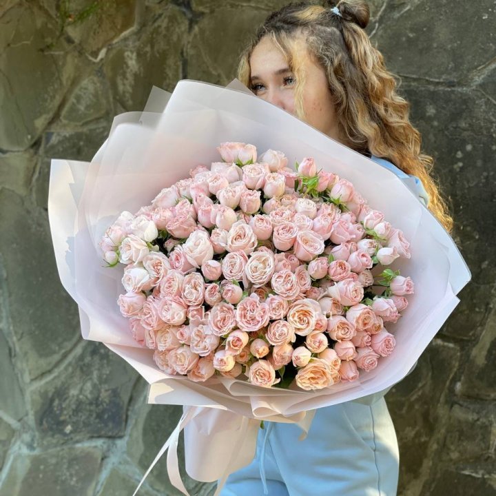 45 роза бомбастик Крем в Невинномысске