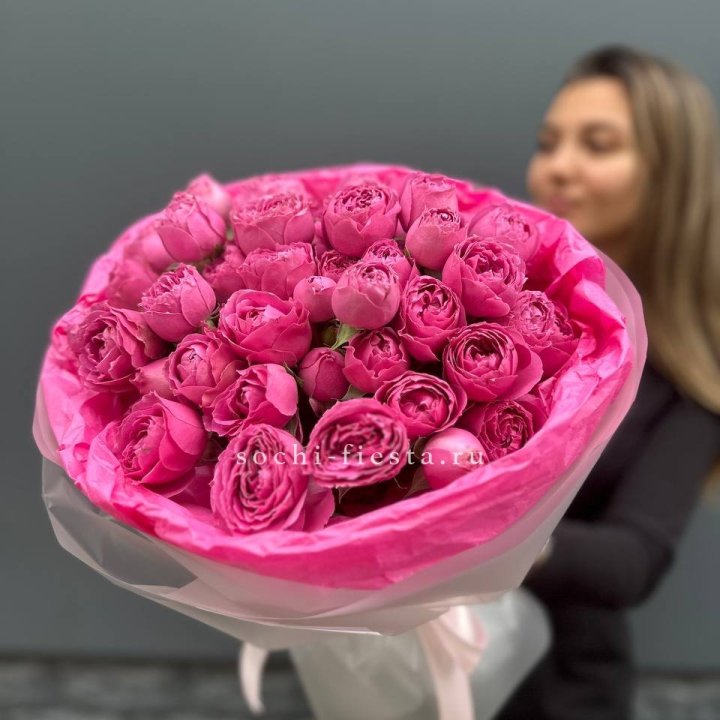 Букет из пионовидных роз  в Невинномысске