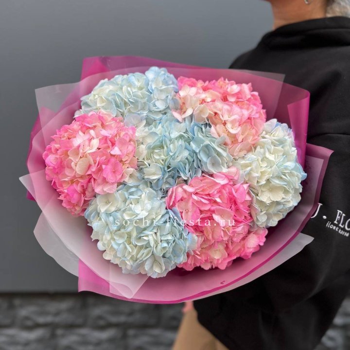 Букет гортензий "Тоника №2" в Невинномысске