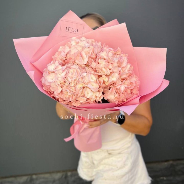 Букет гортензий "Крем" в Невинномысске