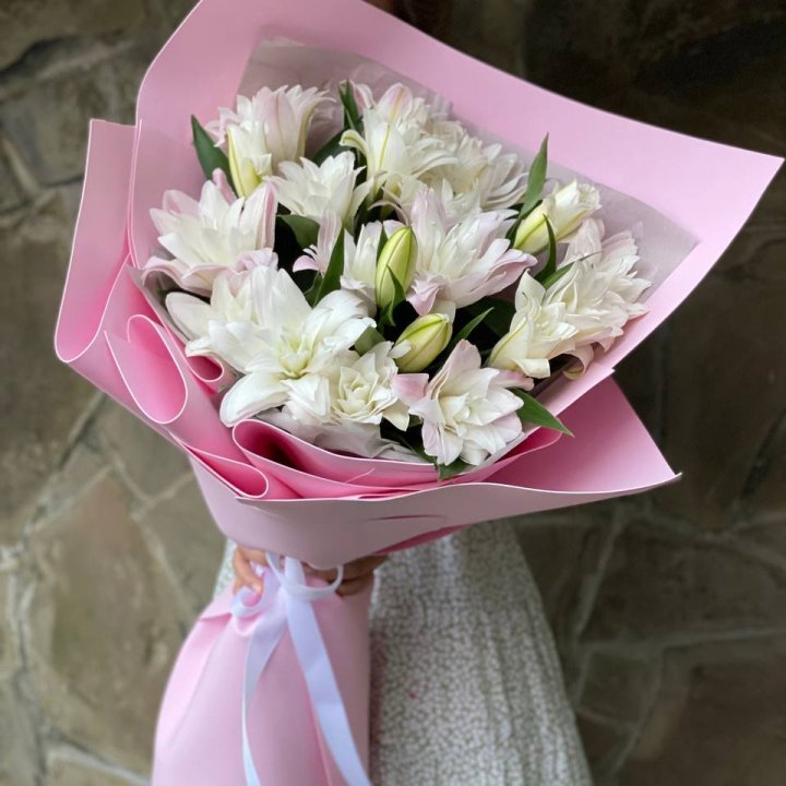Букет пионовидных лилий №1 в Невинномысске
