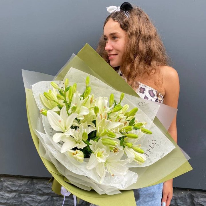 Букет  лилий "Изумруд" в Невинномысске