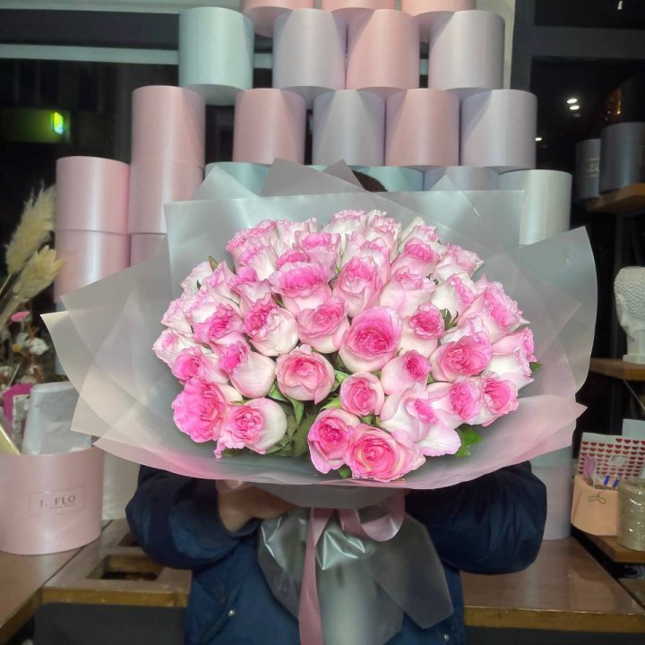  51 розовых роз в Невинномысске