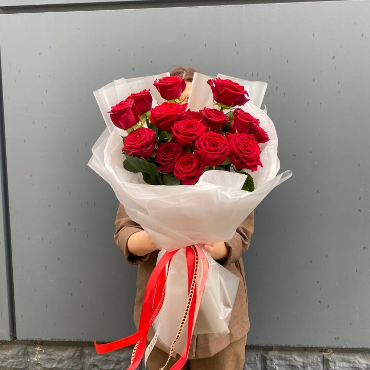 15 высоких роз  в Невинномысске