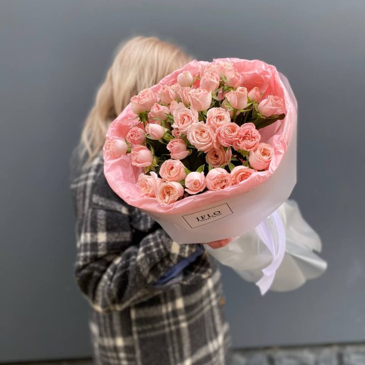 11 роз бомбастик в Невинномысске