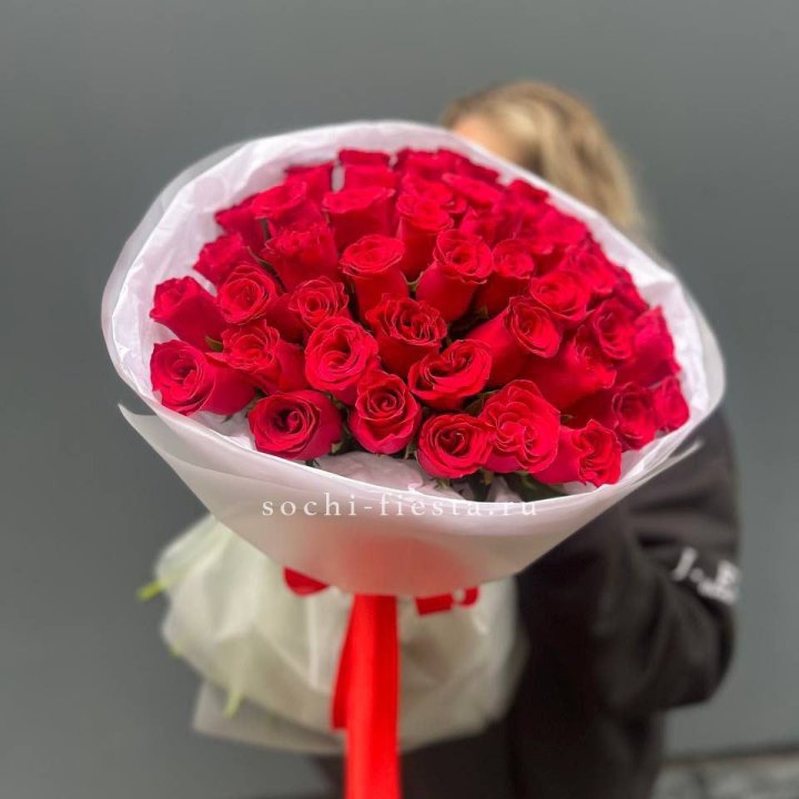 55 красных роз "Амелия" в Невинномысске