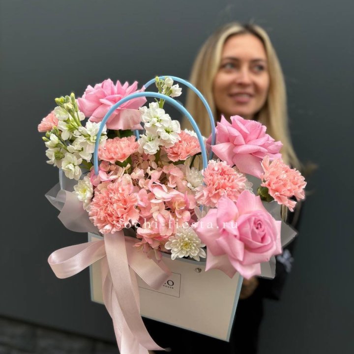 Сумочка "Бал цветов" в Невинномысске